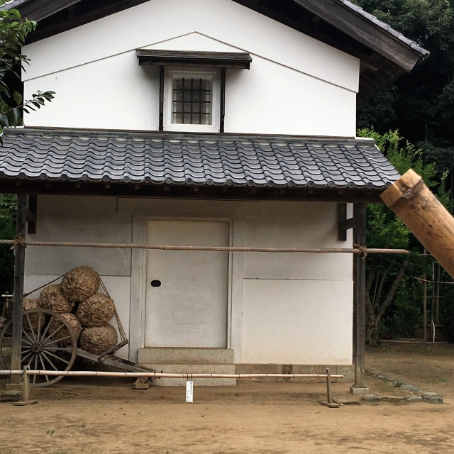 米俵の保管蔵の写真