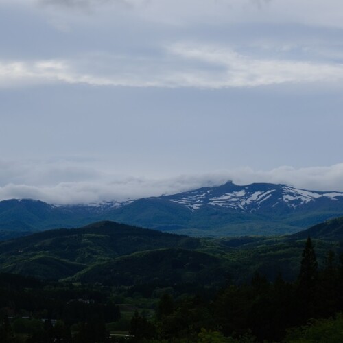 栗駒山の春の写真