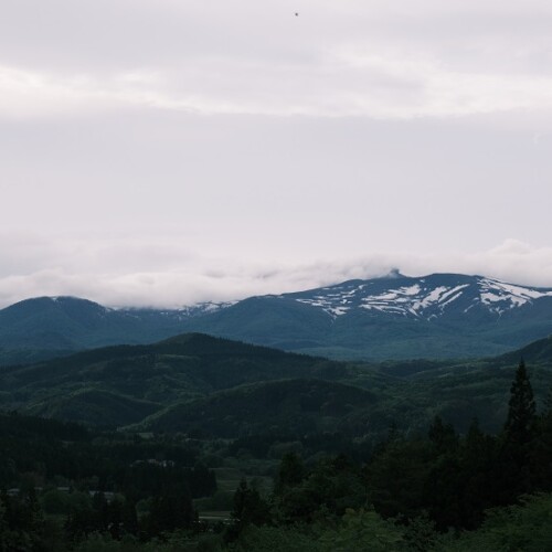 栗駒山の春の写真