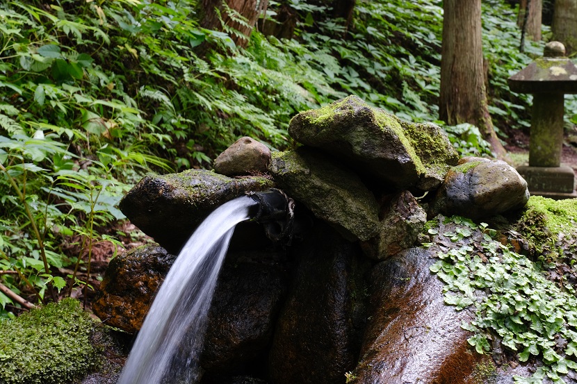 小僧大滝の清水の写真