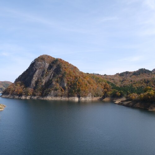 胆沢ダムの11月の風景写真