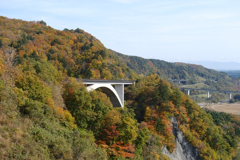 胆沢ダムの11月の風景写真