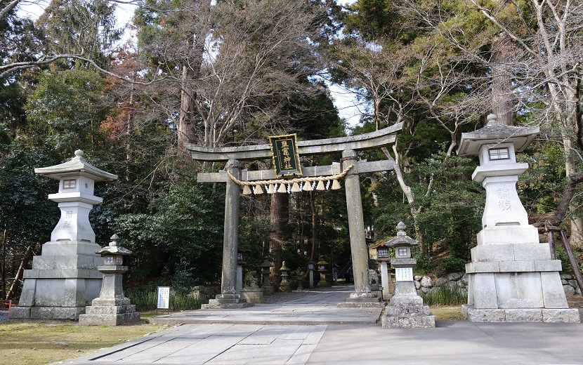 塩竈神社の鳥居の写真