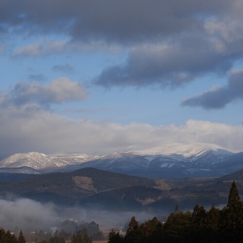 2月の栗駒山の雪の風景